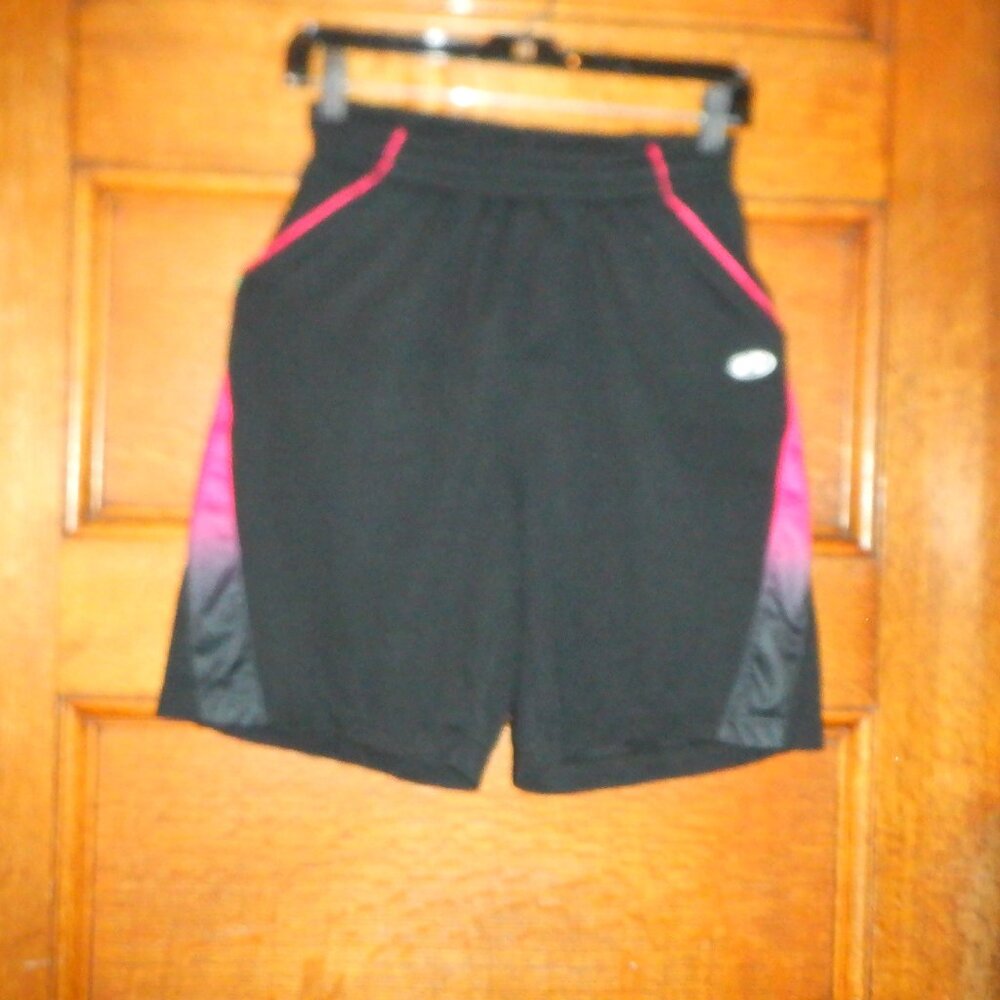 ~~~ RAWLINGS ~~~ SHORTS ~ Medium